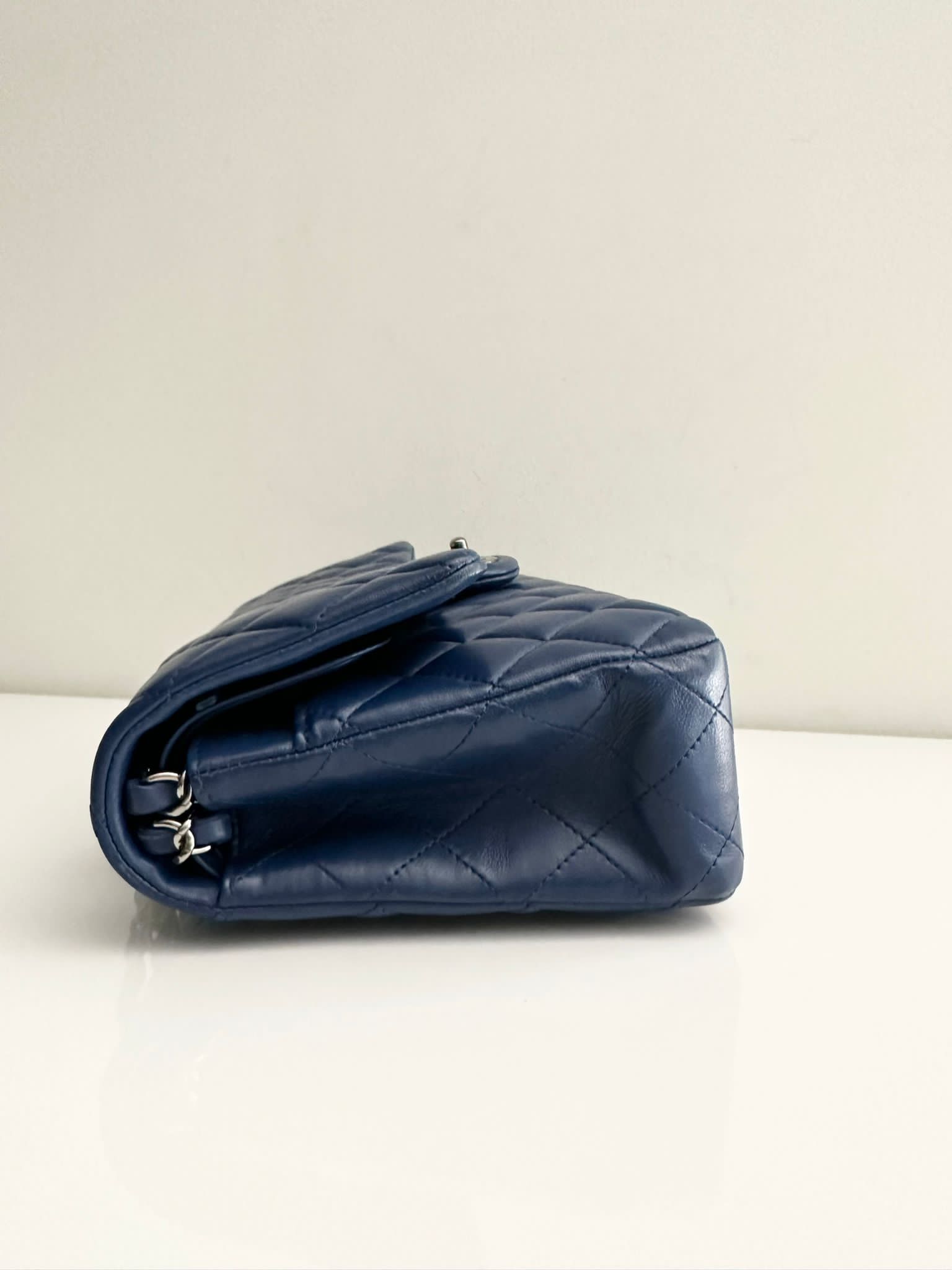 Chanel Classic Medium Lambskin Flap Navy Blue SHW