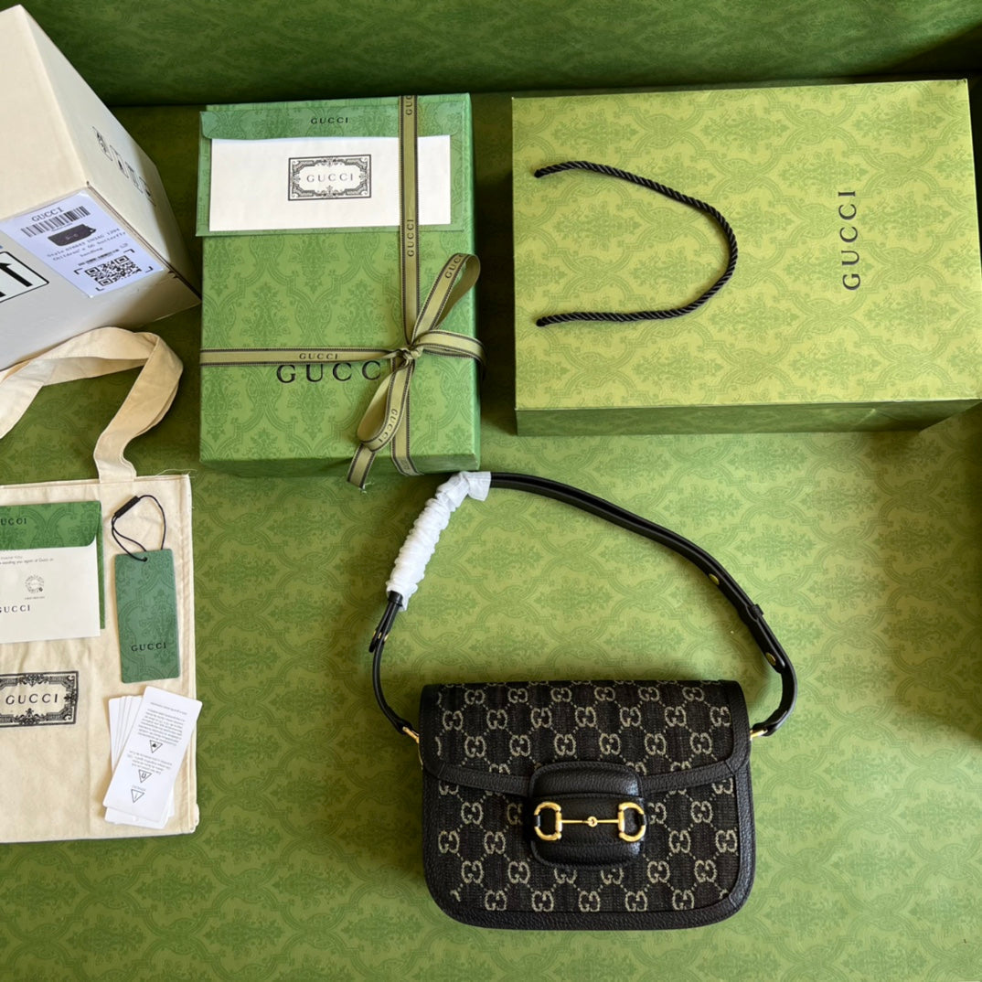 Gucci Horsebit Small Shoulder Bag