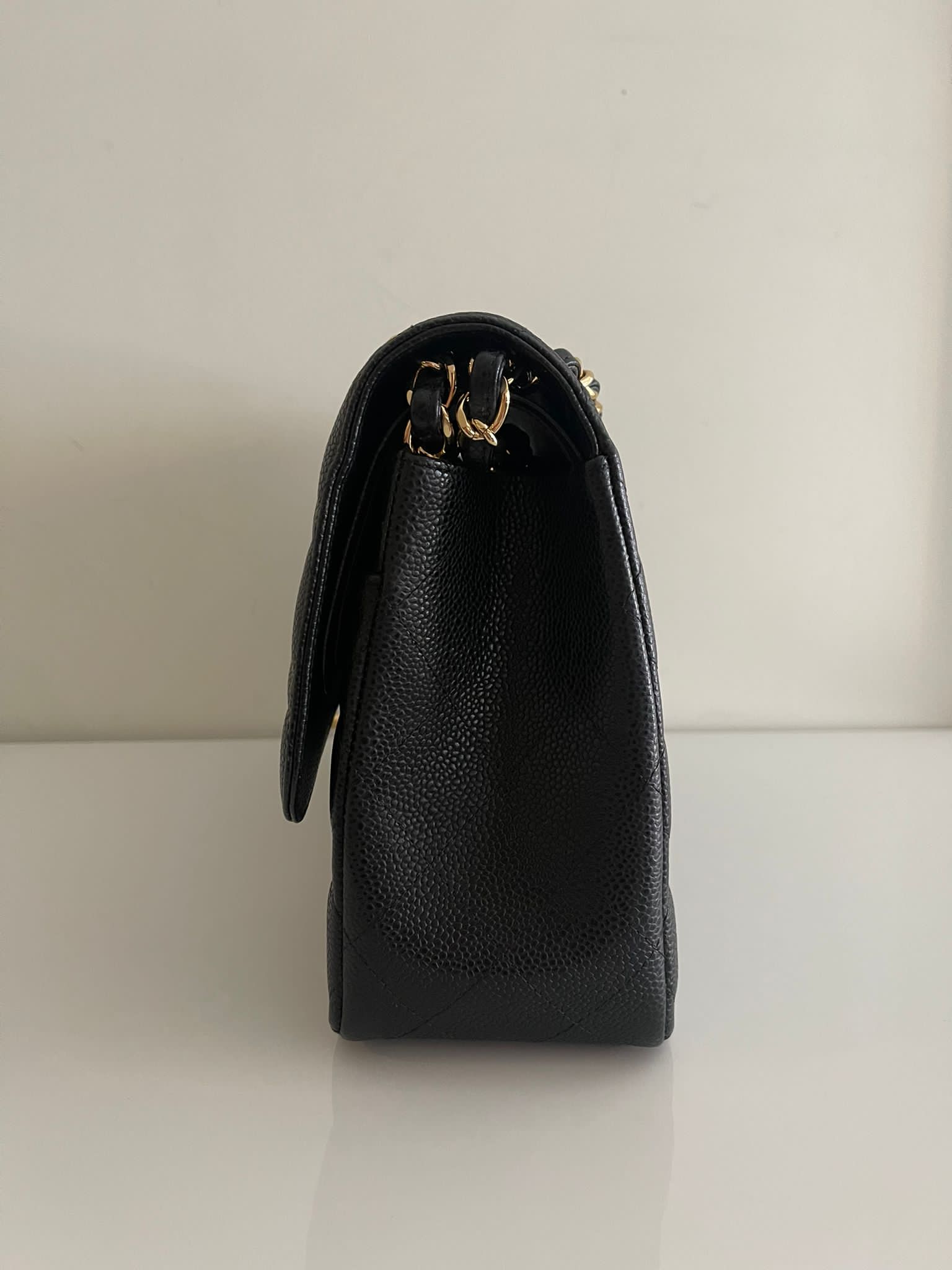 CHANEL Jumbo Classic Double Flap Caviar Black