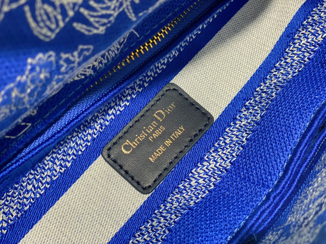 Christian Dior Medium Lady D Lite Bag