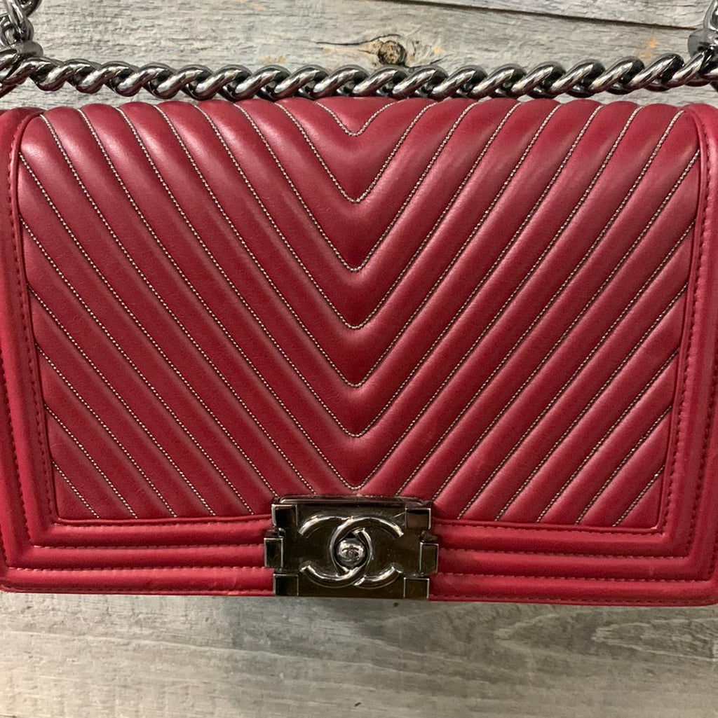 Chanel Chevron Quilted Medium Boy Bag