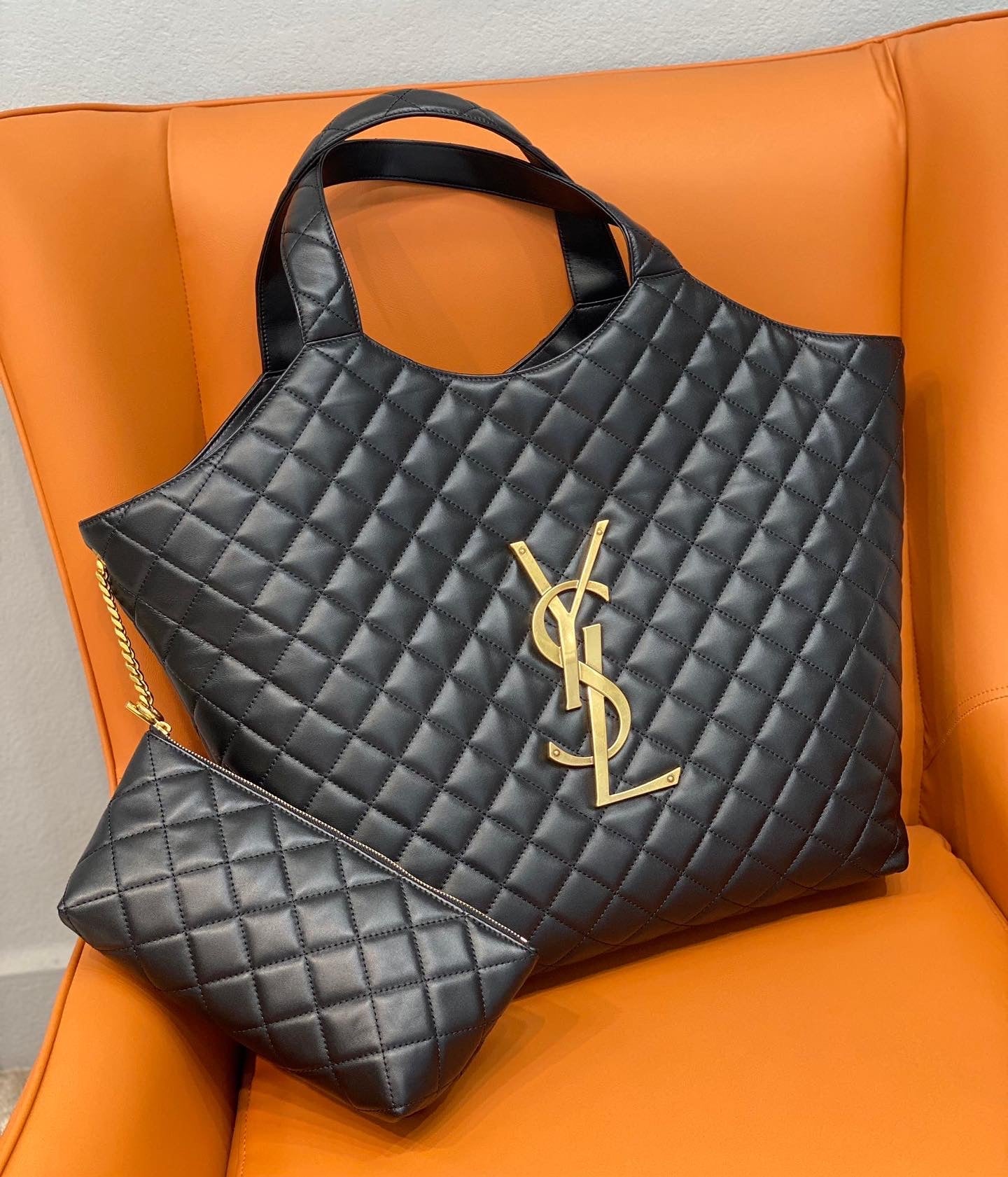 YSL ICARE MAXI SHOPPING BAG IN QUILTED LAMBSKIN