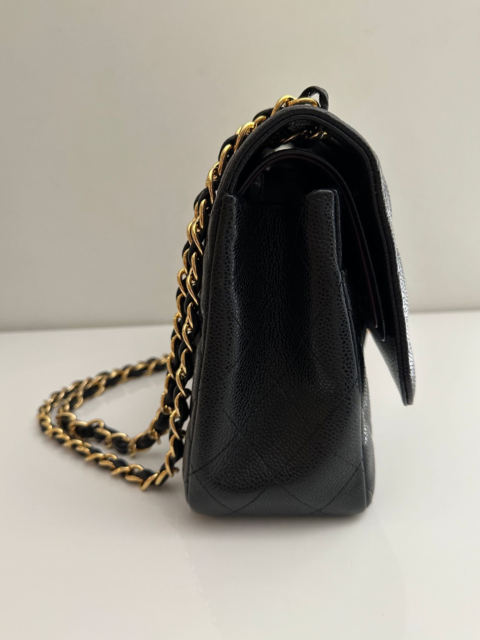 CHANEL Jumbo Classic Double Flap Caviar Black