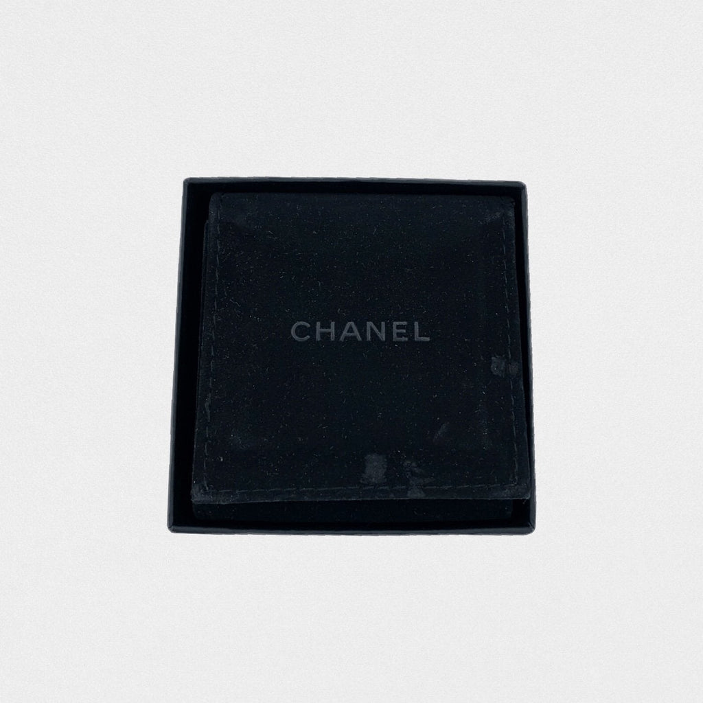 Chanel round earrings - M��tiers d'art Hambourg 2017/2018