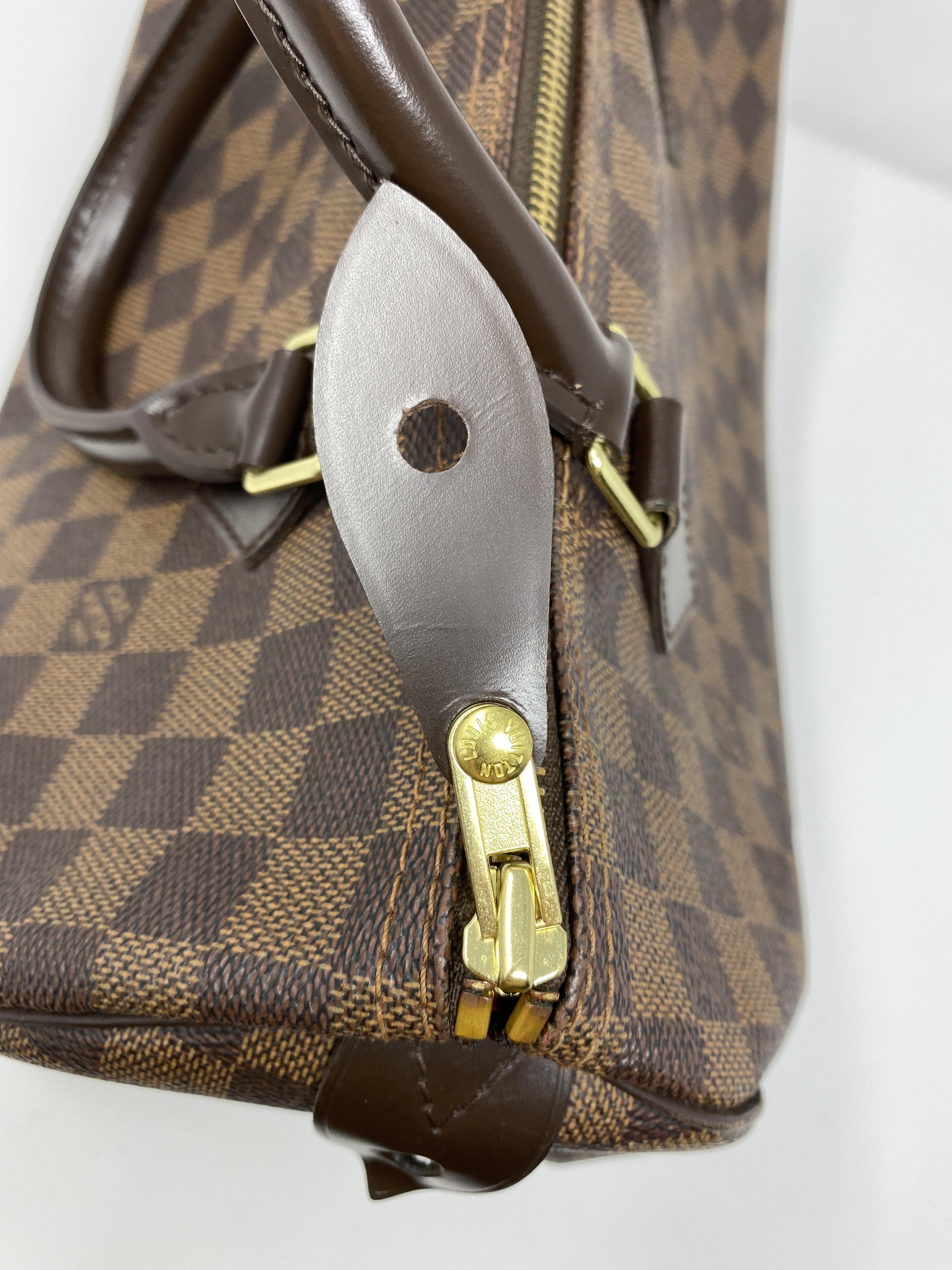 LOUIS VUITTON DAMIER EBENE CANVAS SPEEDY 30 BAG
