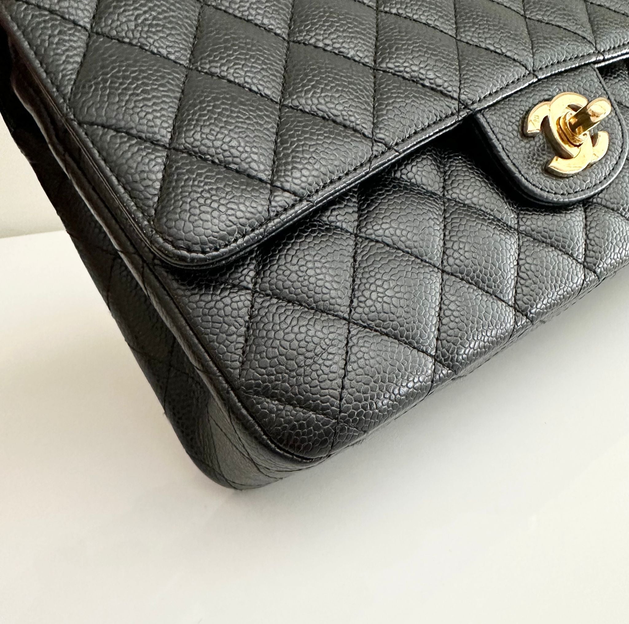 Vintage CHANEL Medium Classic Double Flap Black Caviar Leather