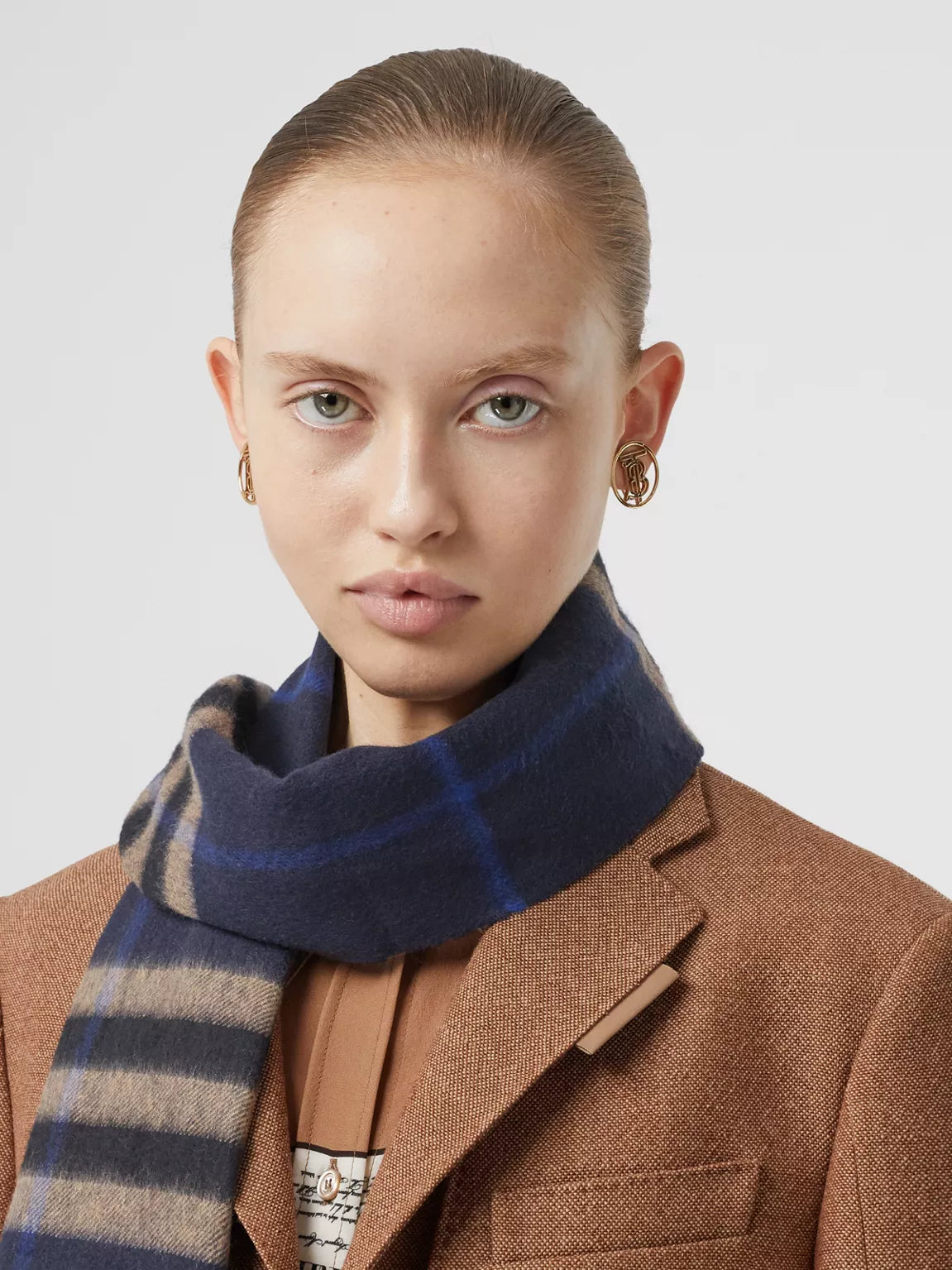 Burberry Classic Check Indigo and Mid Camel Cashmere Scarf (RRP £420)