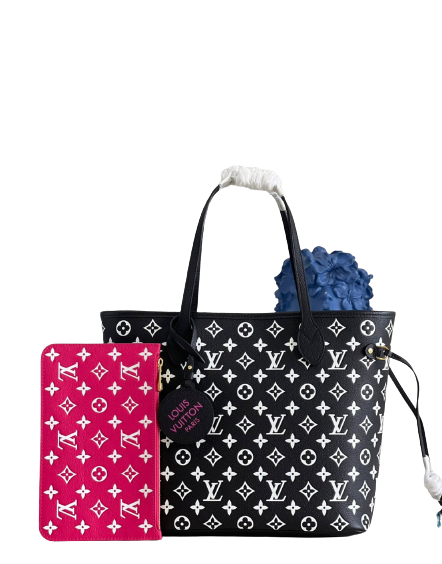 Louis Vuitton Neverfull MM  Tote Bag