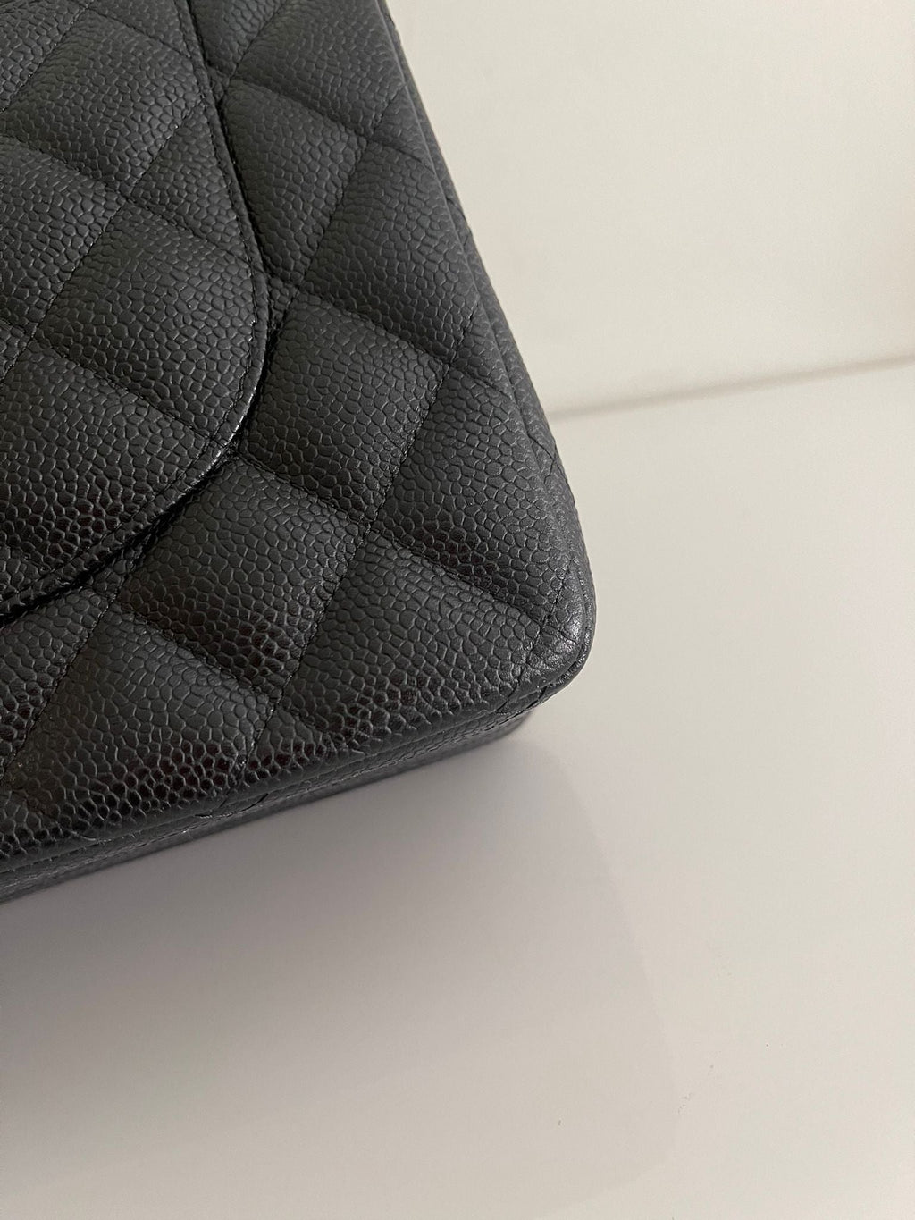 CHANEL Jumbo Classic Double Flap Caviar Black