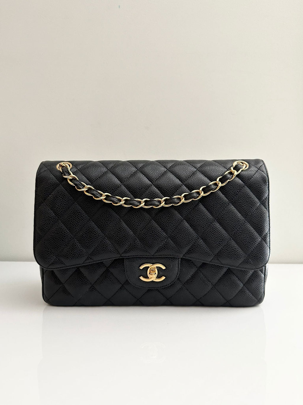 CHANEL Jumbo Classic Double Flap Caviar Black
