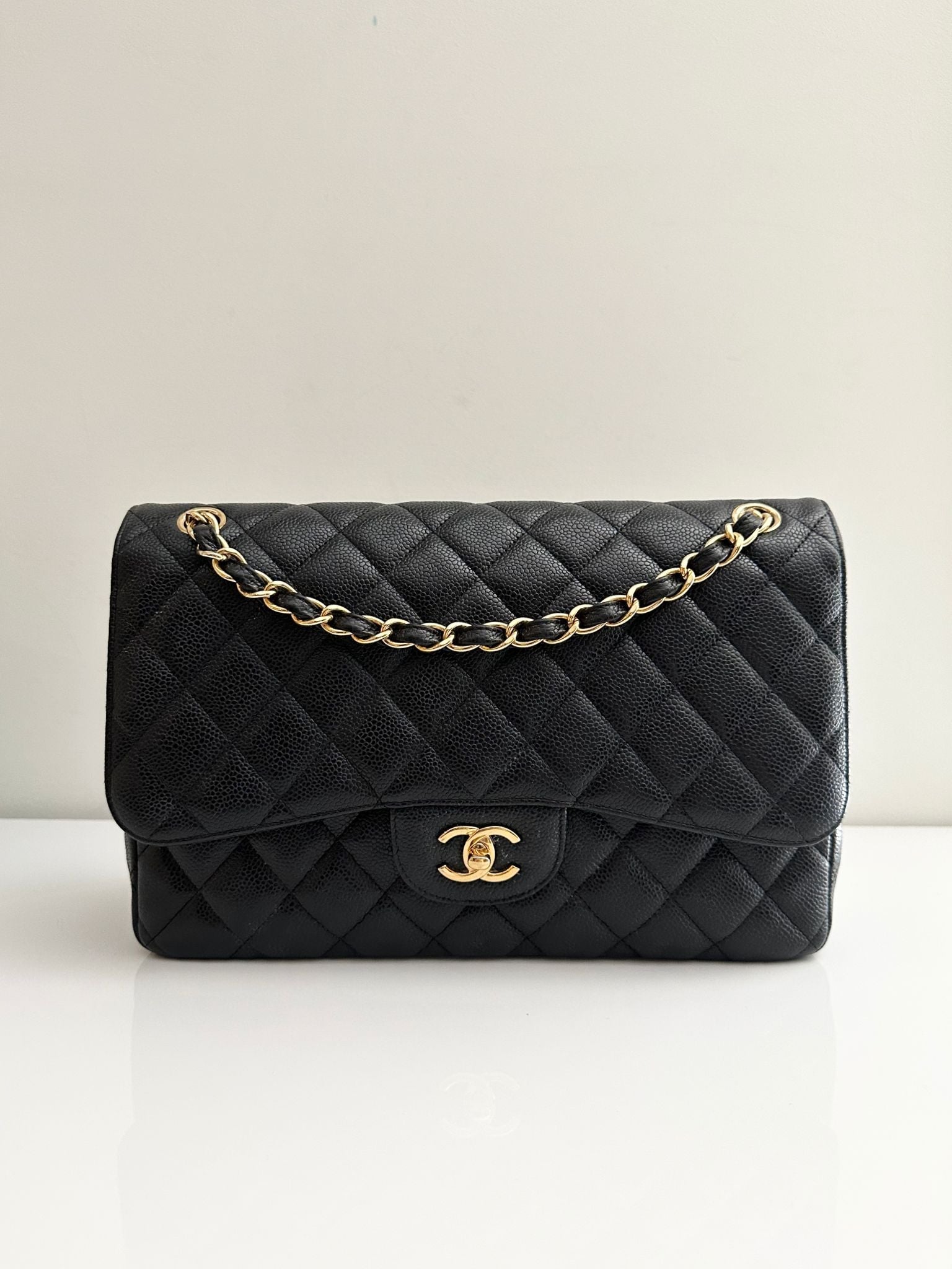 CHANEL Jumbo Classic Double Flap Caviar Black