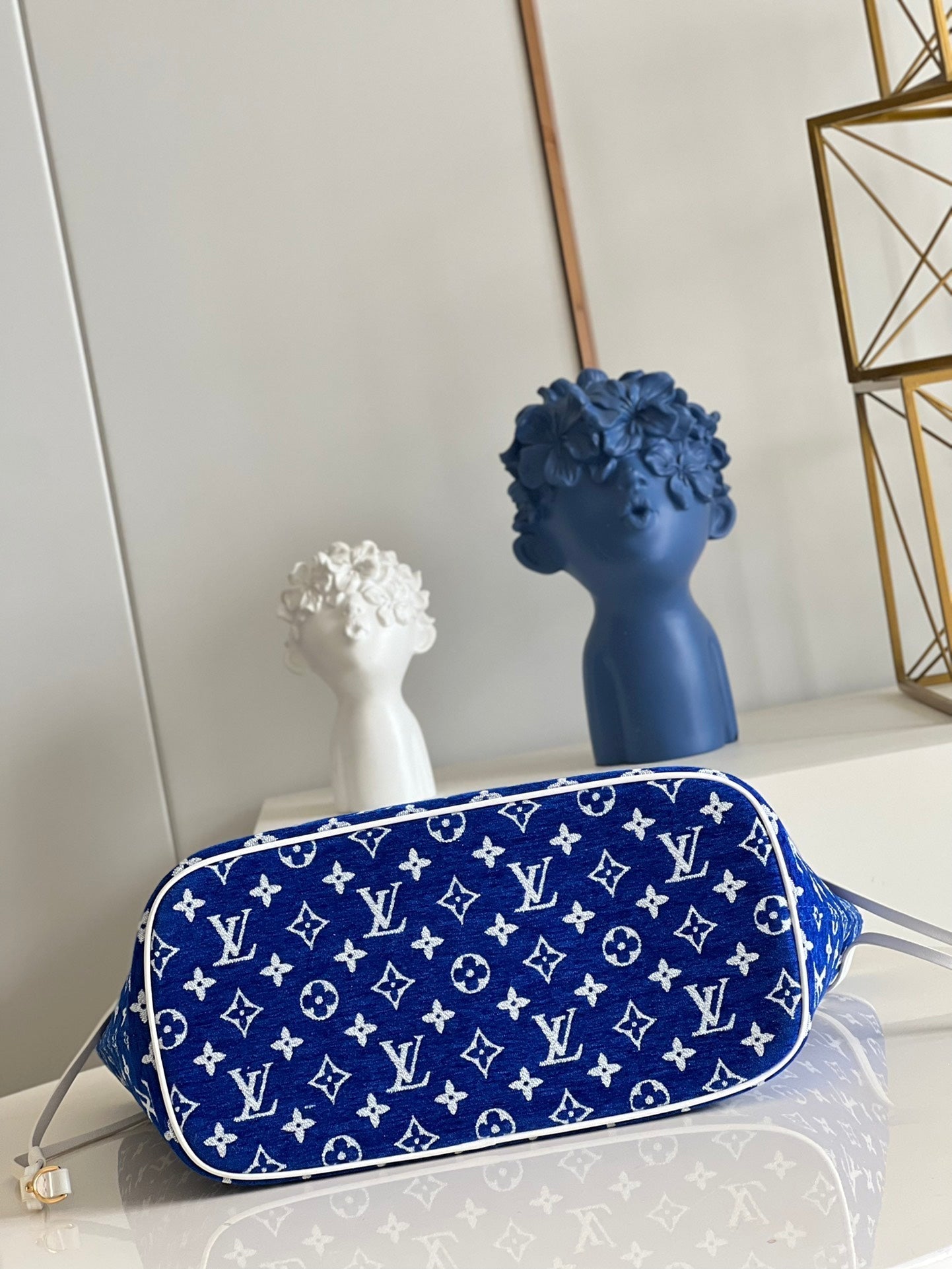 Louis Vuitton Neverfull MM  Tote Bag