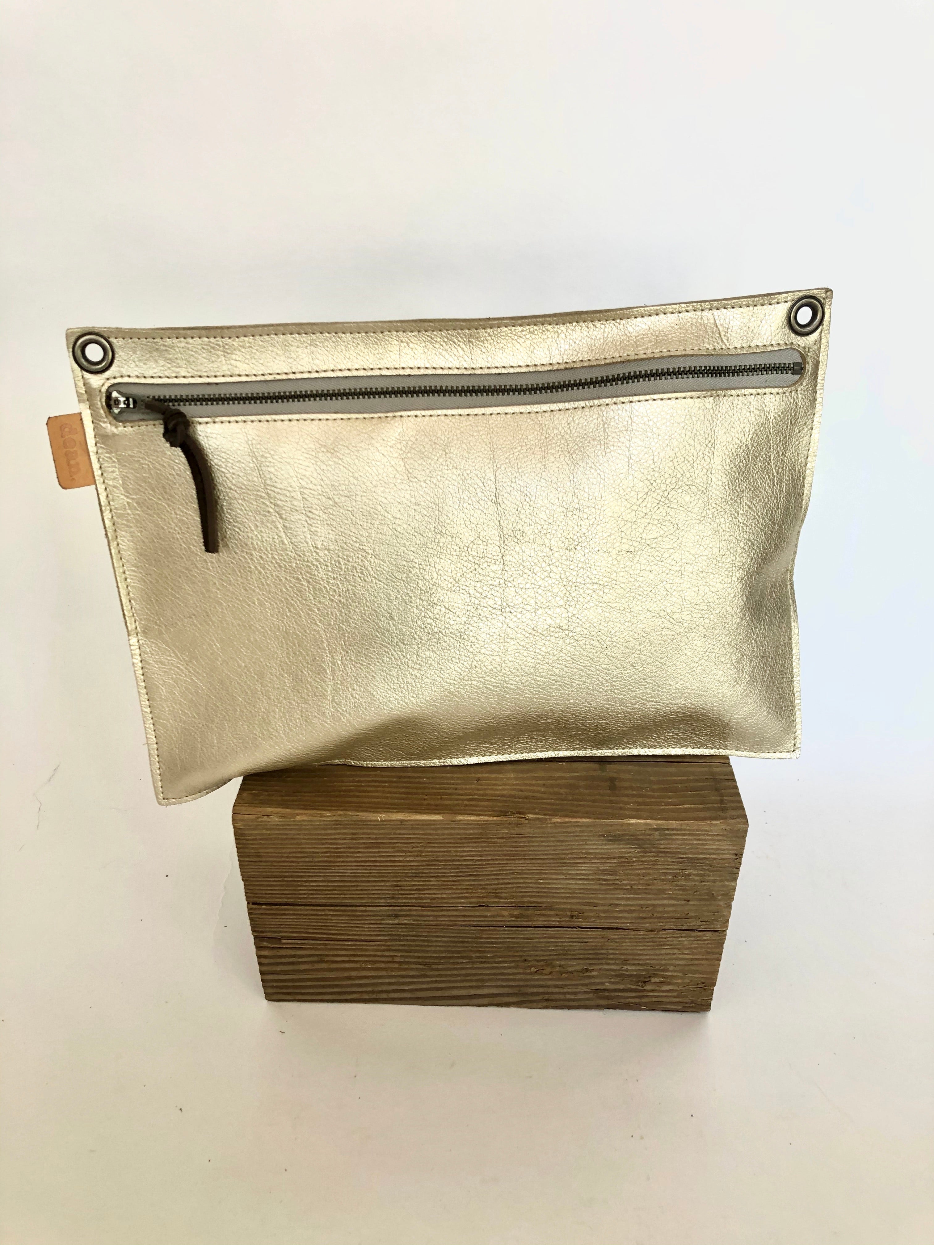 Medium leather zip portfolio