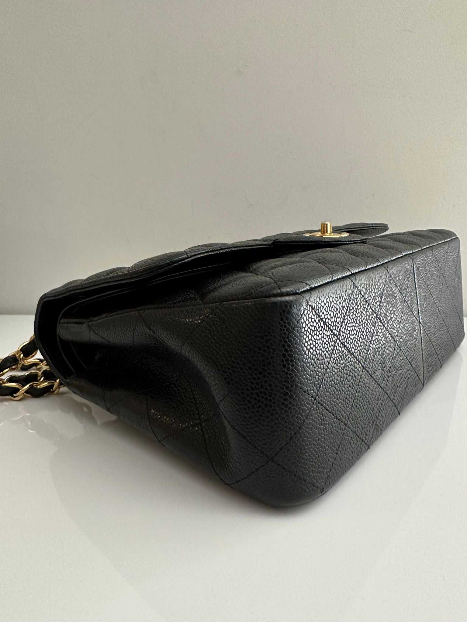 CHANEL Jumbo Classic Double Flap Caviar Black