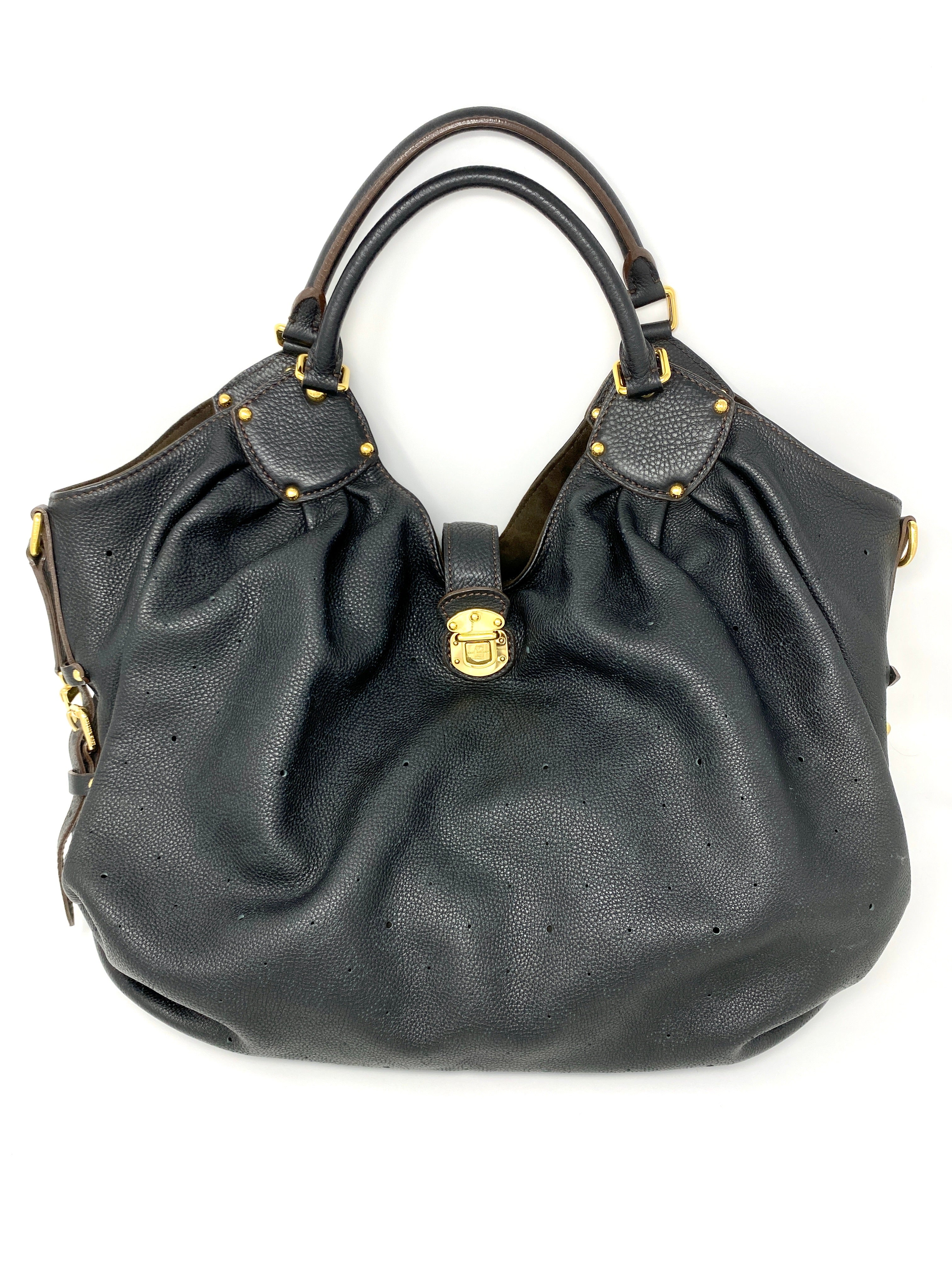 LOUIS VUITTON MAHINA XL BLACK LEATHER