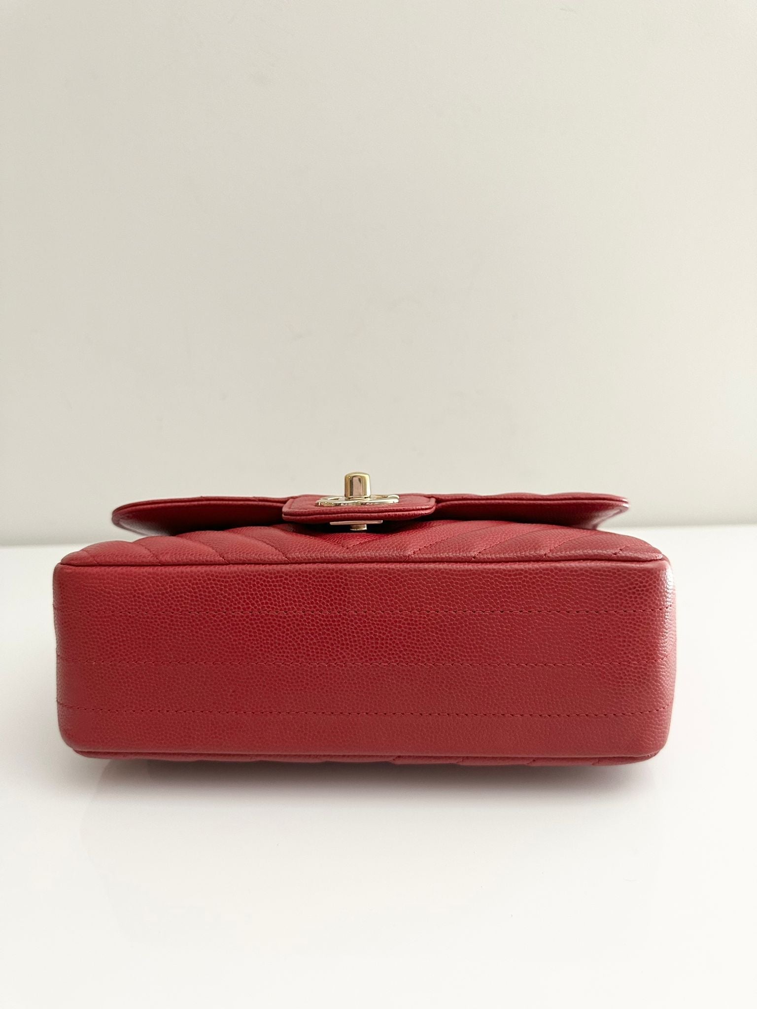 CHANEL Caviar Red 18B Quilted Classic Flap Mini LGHW