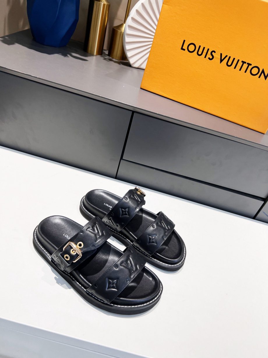 louis vuitton Women's Bom Dia Flat Mule Black For Women