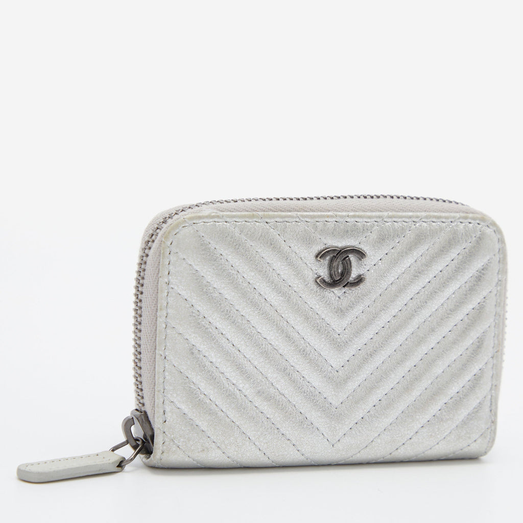 CHANEL Metallic Silver Chevron Leather CC Zip Coin Purse
