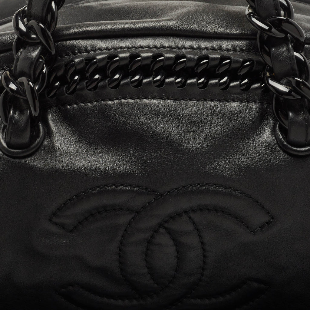 CHANEL Black Matte Leather Large Luxe Ligne Bowler Bag