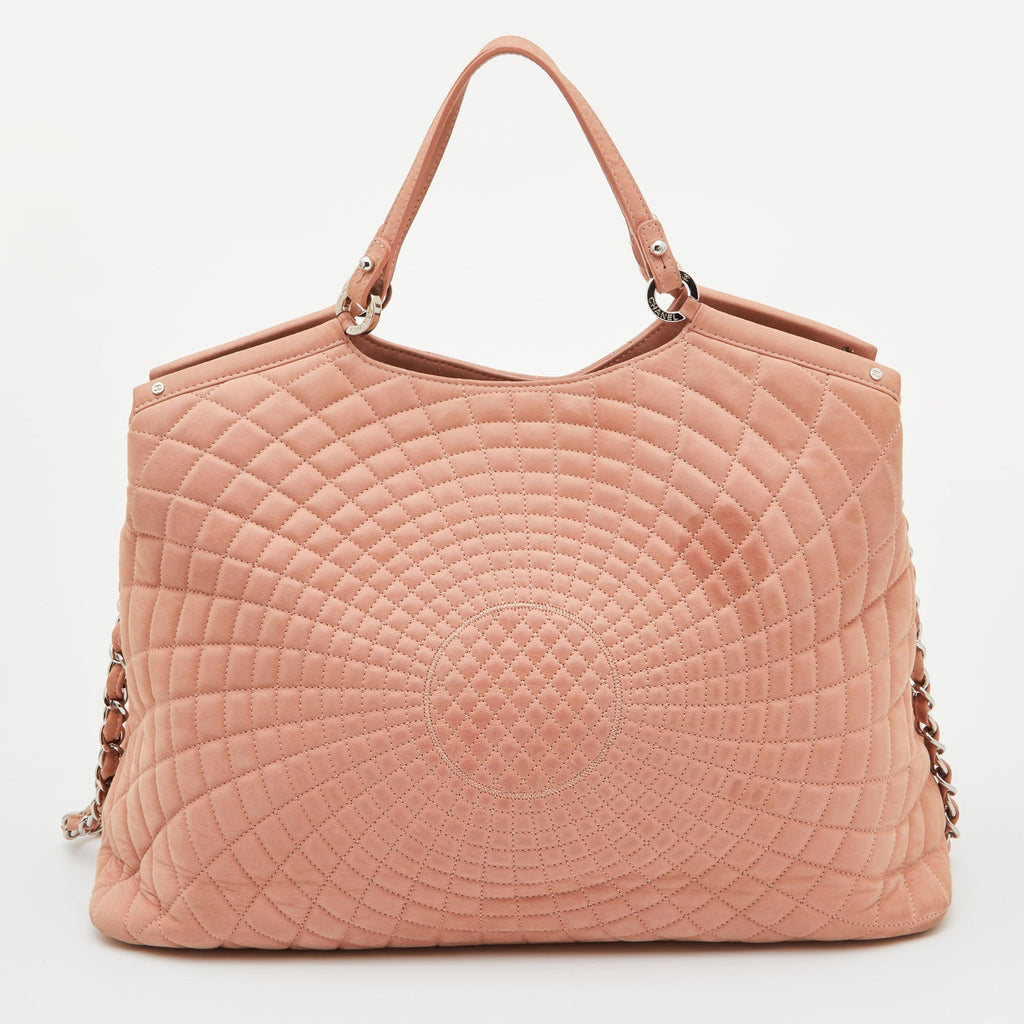 CHANEL Light Pink Quilted Iridescent Leather Large Sea Hit Tote