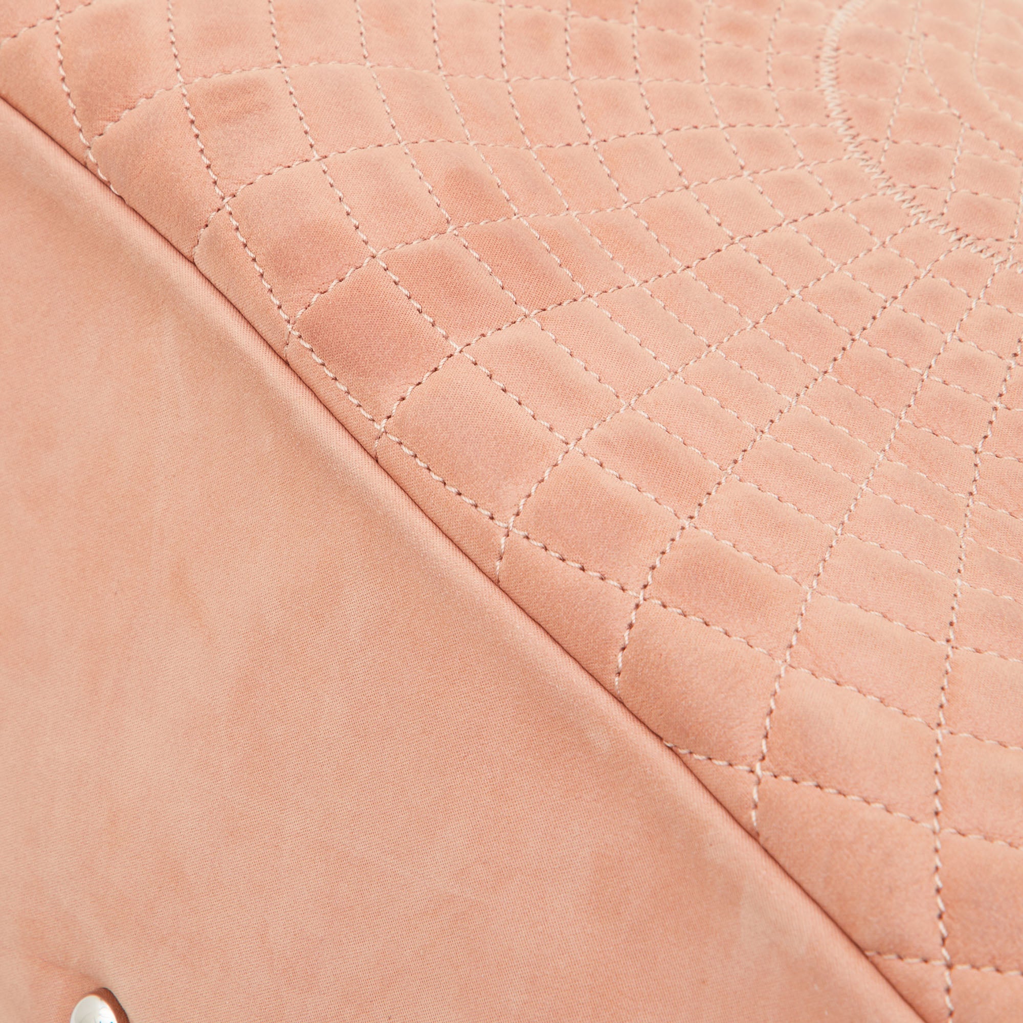 CHANEL Light Pink Quilted Iridescent Leather Large Sea Hit Tote