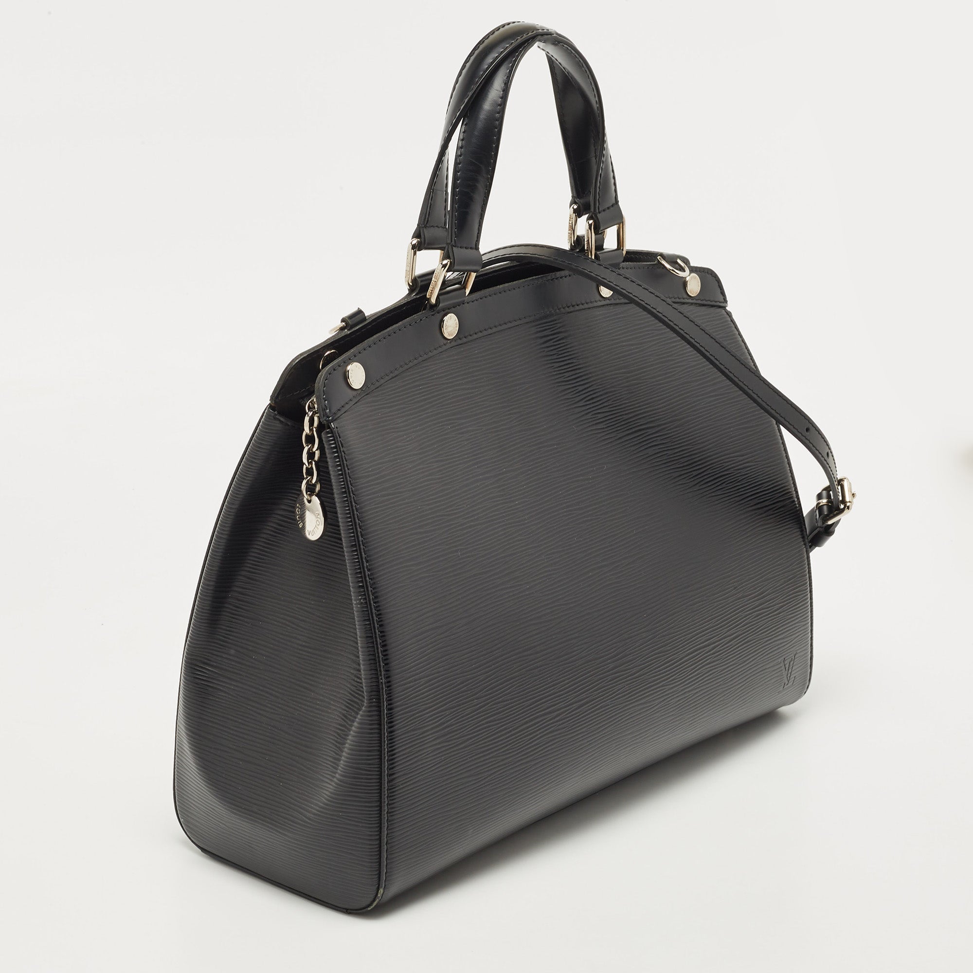LOUIS VUITTON Black Epi Leather Brea GM Bag