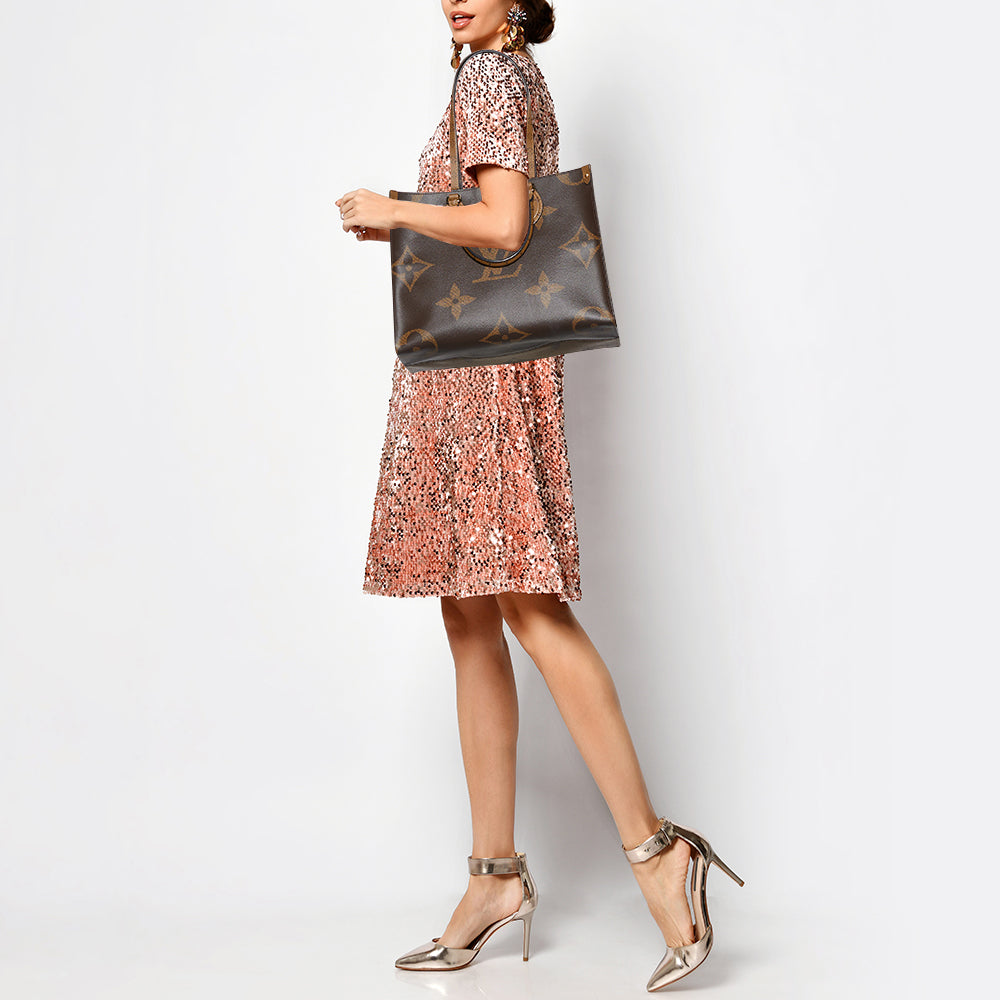 LOUIS VUITTON Reverse Monogram Canvas Giant Onthego MM Bag