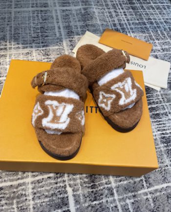louis vuitton Women's Paseo Flat Comfort Mule Cognac For Women 1AACRN