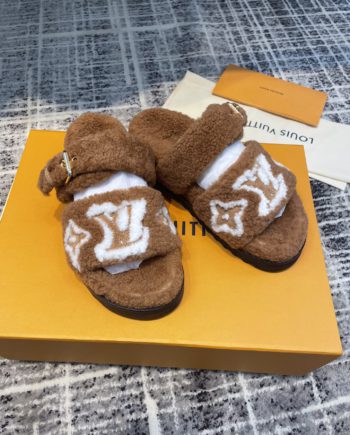 louis vuitton Women's Paseo Flat Comfort Mule Cognac For Women 1AACRN