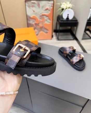louis vuitton Women's Bom Dia Flat Mule Brown For Women