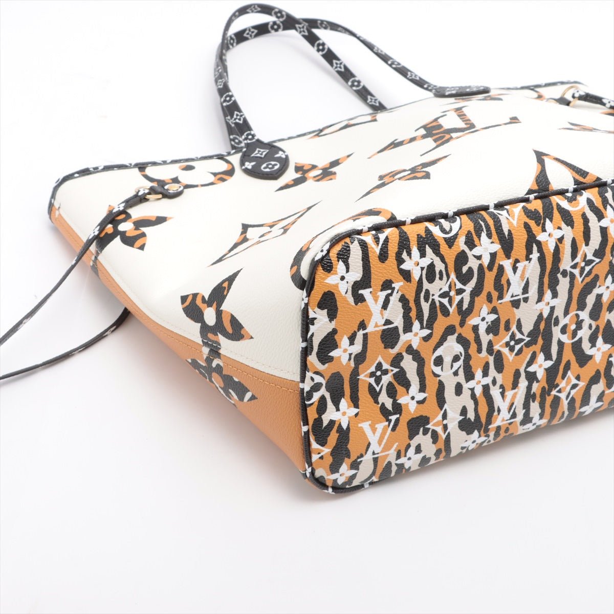 Louis Vuitton Monogram Jungle Neverfull MM