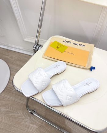 louis vuitton Women's Revival Flat Mule White For Women 1A9P4P