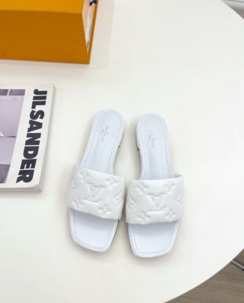 louis vuitton Women's Revival Flat Mule White For Women 1A9P4P