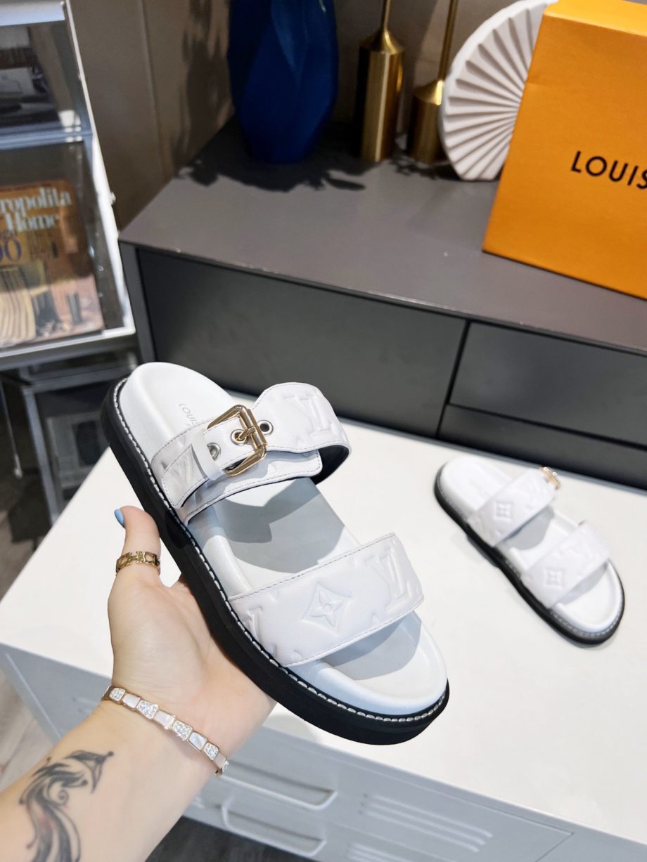 louis vuitton Women's Bom Dia Flat Mule White For Women