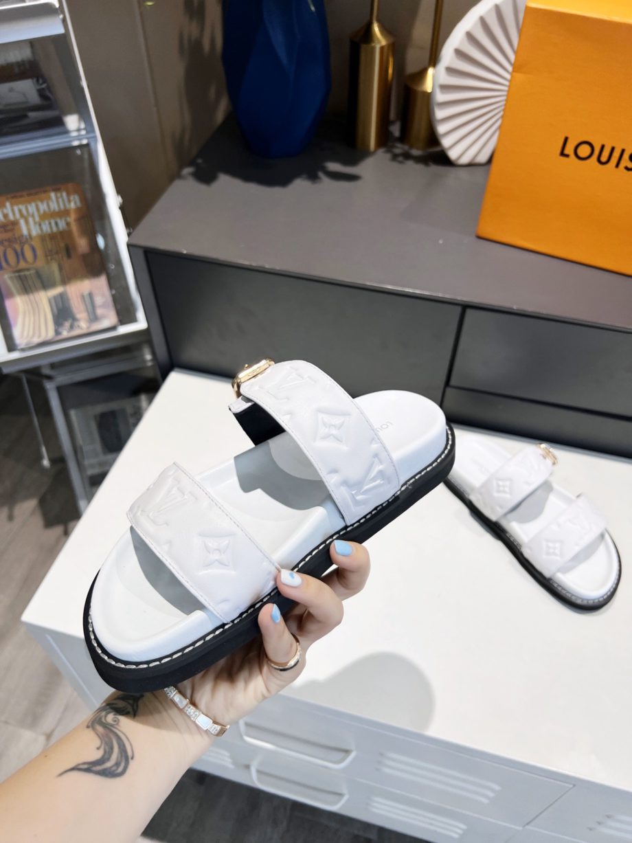 louis vuitton Women's Bom Dia Flat Mule White For Women