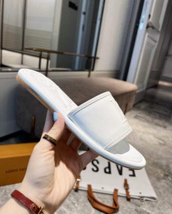 louis vuitton Women's Magnetic Flat Mule White For Women