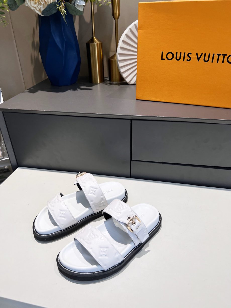 louis vuitton Women's Bom Dia Flat Mule White For Women