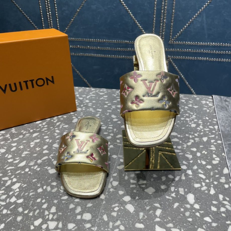 louis vuitton Women's Revival Flat Mule Gold For Women LV