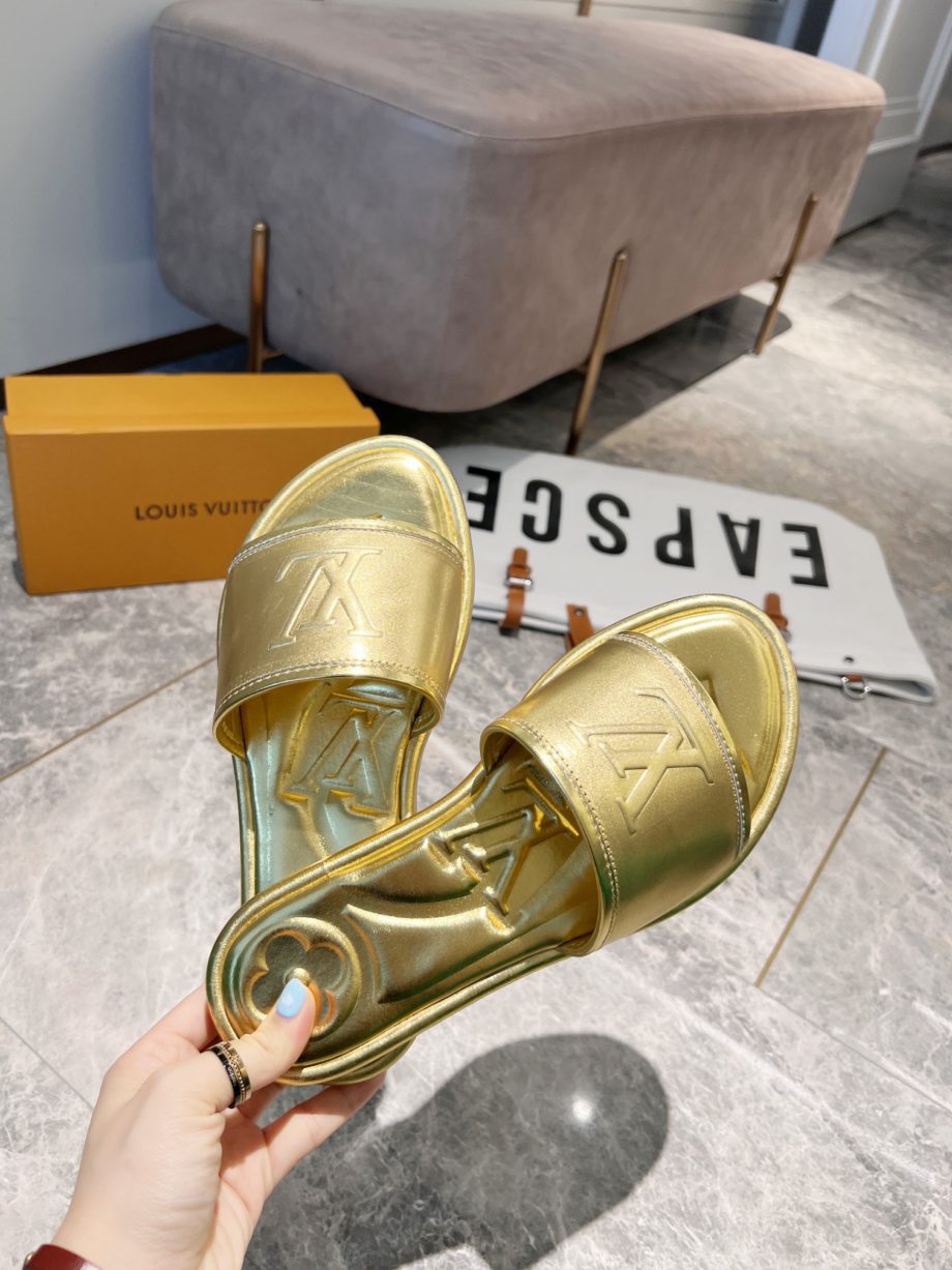 louis vuitton Women's Magnetic Flat Mule Gold For Women