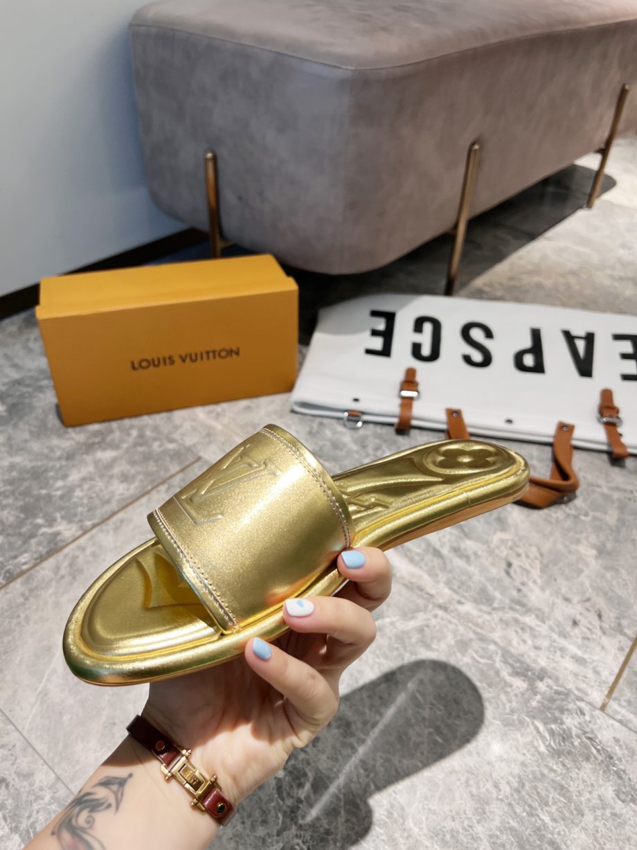 louis vuitton Women's Magnetic Flat Mule Gold For Women
