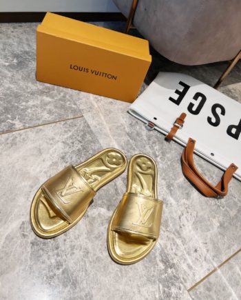 louis vuitton Women's Magnetic Flat Mule Gold For Women