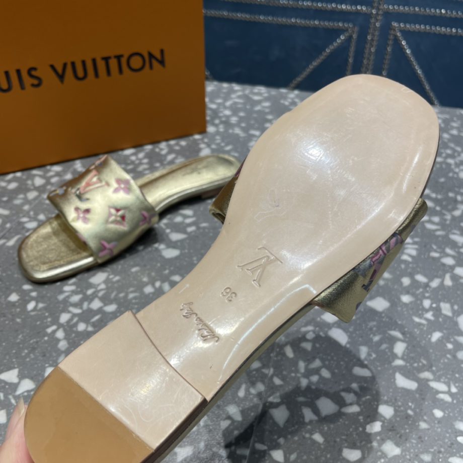 louis vuitton Women's Revival Flat Mule Gold For Women LV
