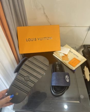 louis vuitton Women's Pool Pillow Comfort Mule Blue For Women LV