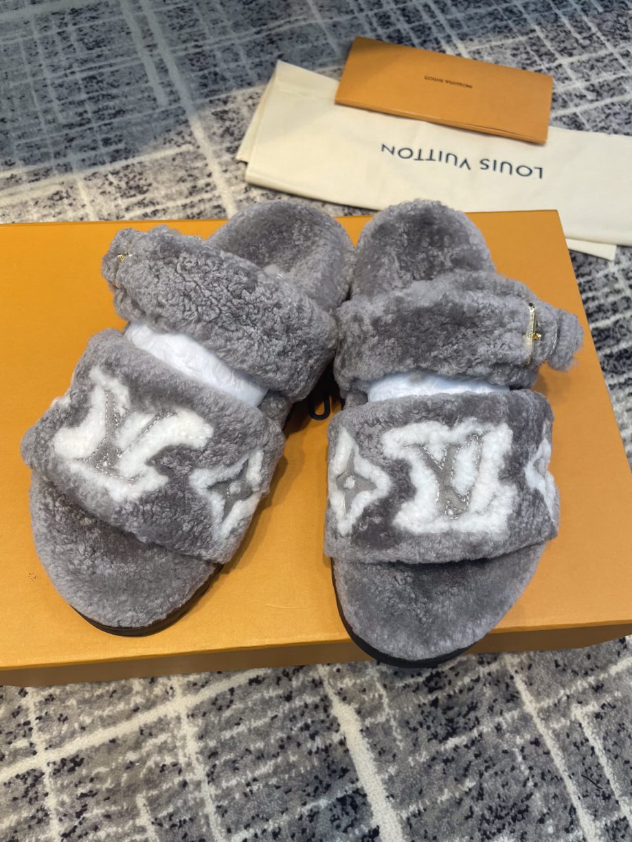 louis vuitton Women's Paseo Flat Comfort Mule Grey For Women LV