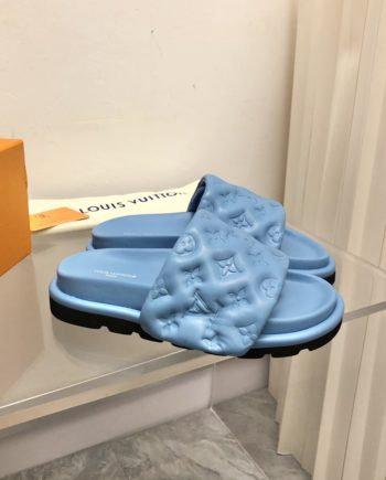 louis vuitton Women's Pool Pillow Flat Comfort Mule Blue For Women LV