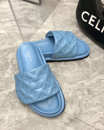 louis vuitton Women's Pool Pillow Flat Comfort Mule Blue For Women LV