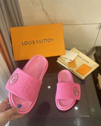 louis vuitton Women's Pool Pillow Comfort Mule Pink For Women LV