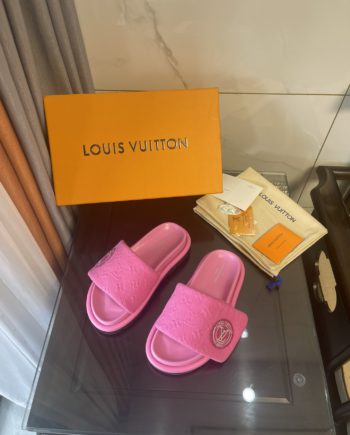 louis vuitton Women's Pool Pillow Comfort Mule Pink For Women LV