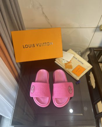 louis vuitton Women's Pool Pillow Comfort Mule Pink For Women LV